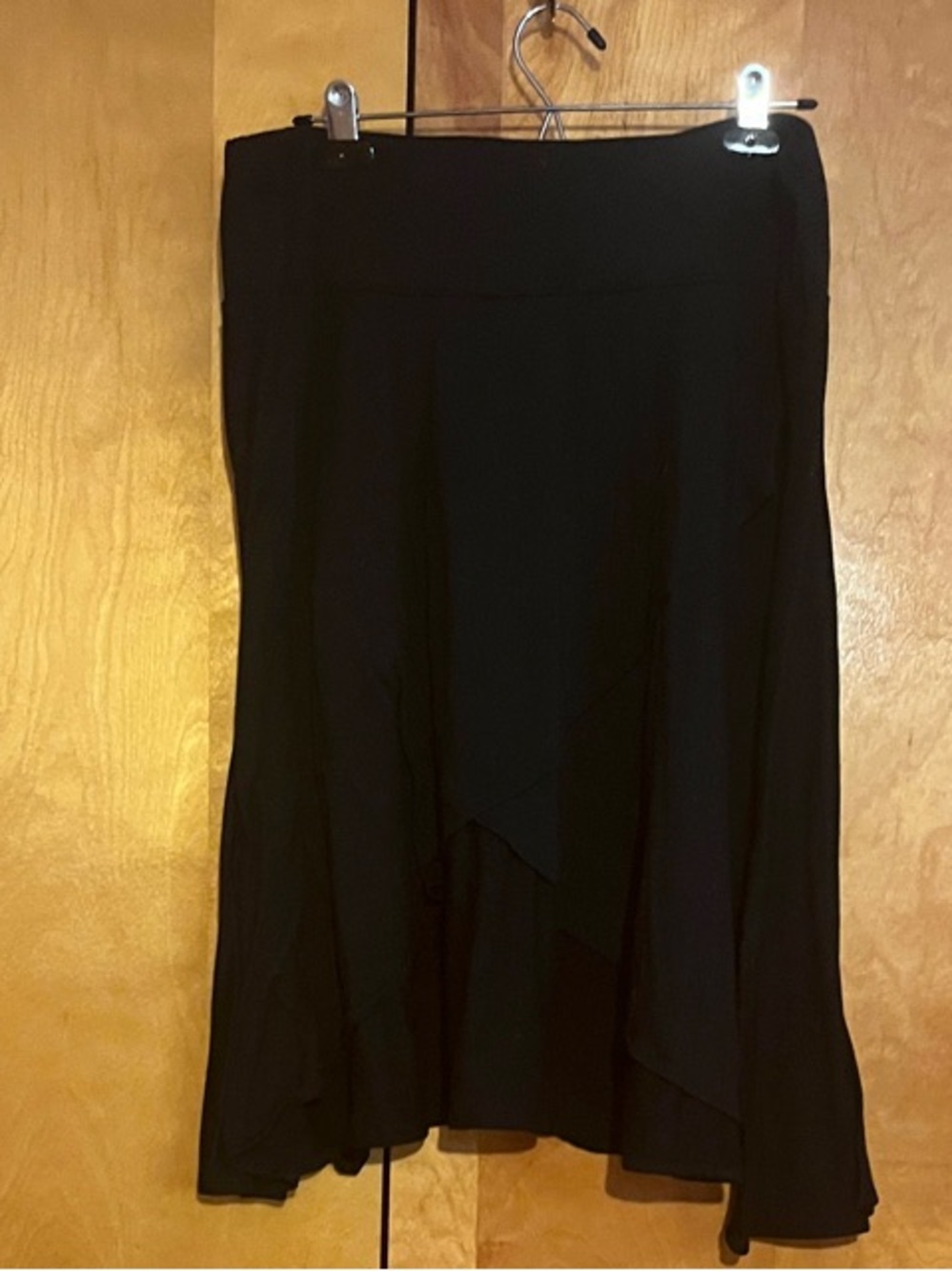 The Pyramid Collection Large Black Asymmetrical Layered Midi Skirt